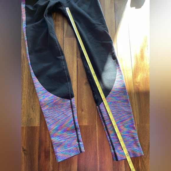 Lululemon love revealed leggings - Picture 7 of 11